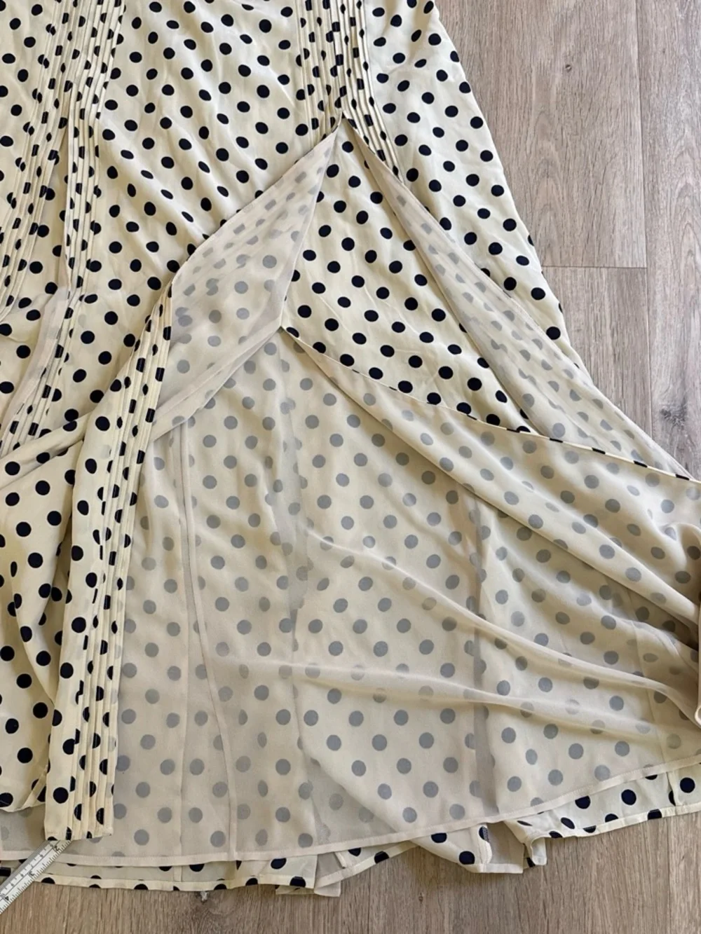 Burberry Vintage Cream Silk Maxi Dress with Black Polka Dots 8 - Picture 7 of 9